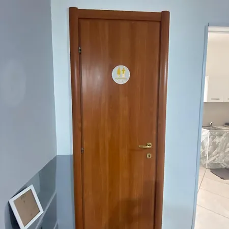 Bedroompompei With Free Parking